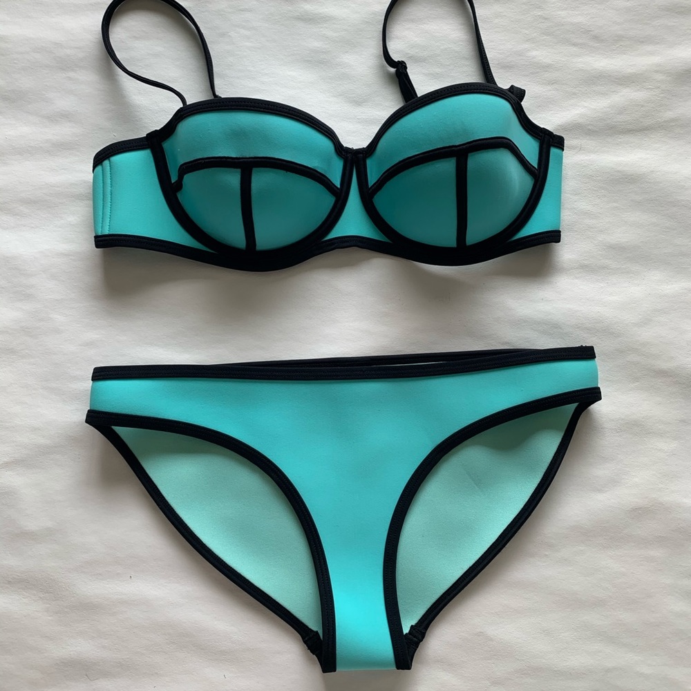 Triangl Bikini